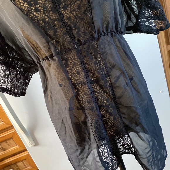 XHILARATION lightweight swimsuit coverup size woman’s medium - Picture 4 of 11